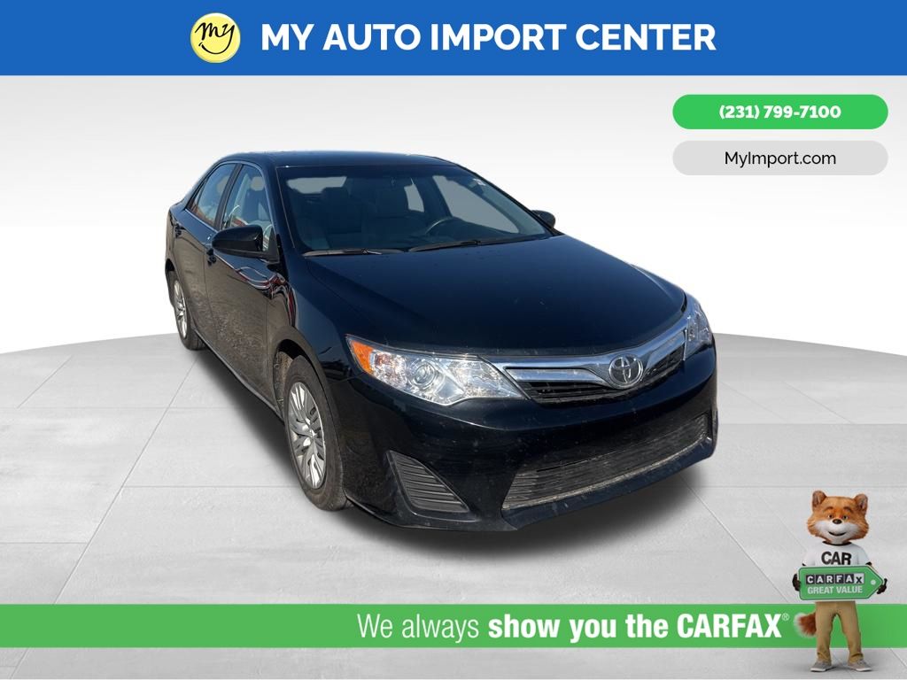 Attitude Black Metallic 2013 Toyota Camry L Sedan Front-Wheel Drive 6-Speed Automatic