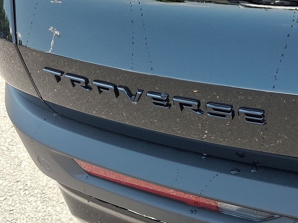 Thumbnail: 2027 Chevrolet Traverse - 11