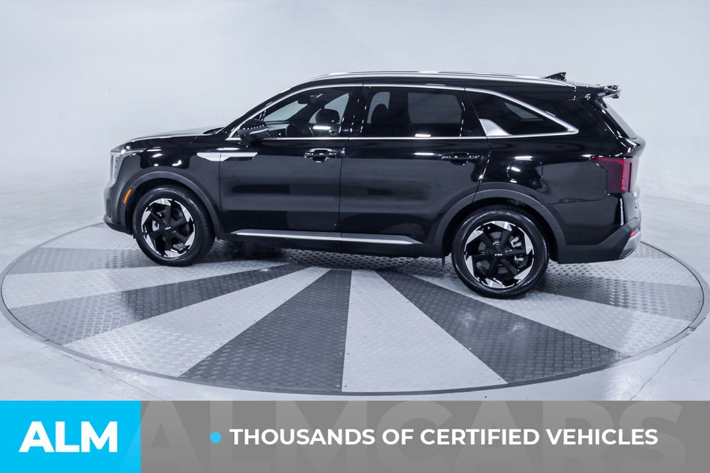 Used 2025 Black Kia SX Prestige image 4