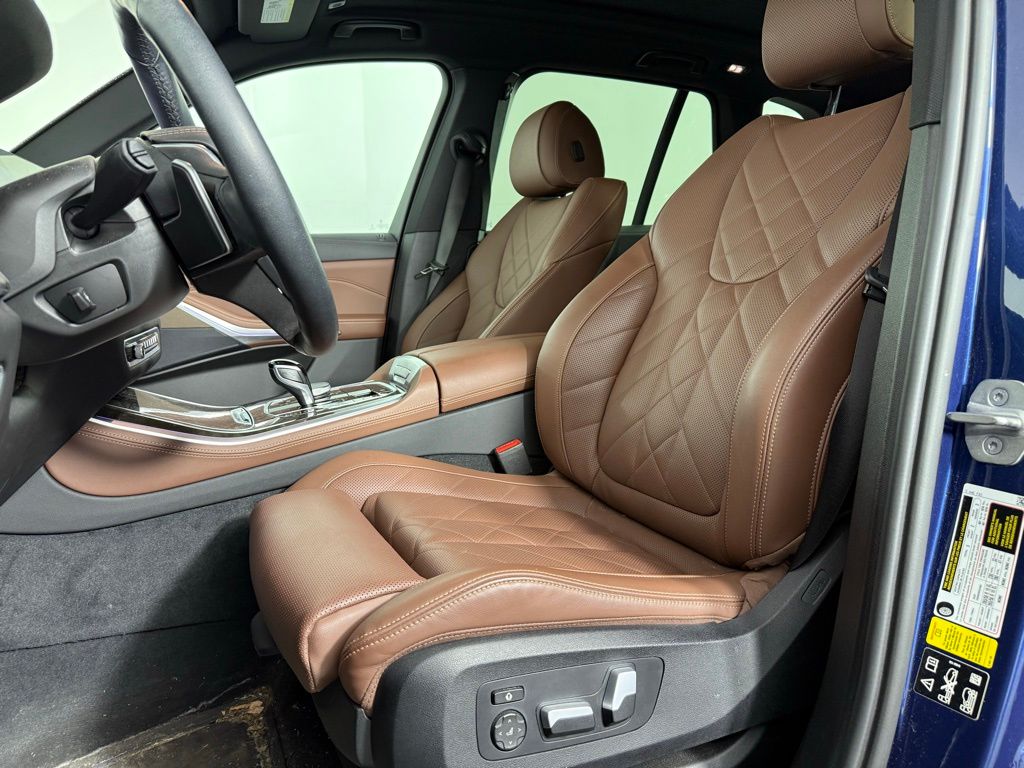 2023 BMW X5 xDrive40i 11