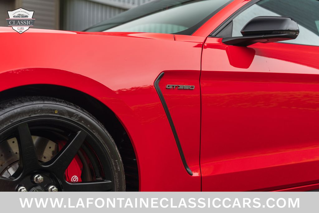 2017 Ford Mustang 14