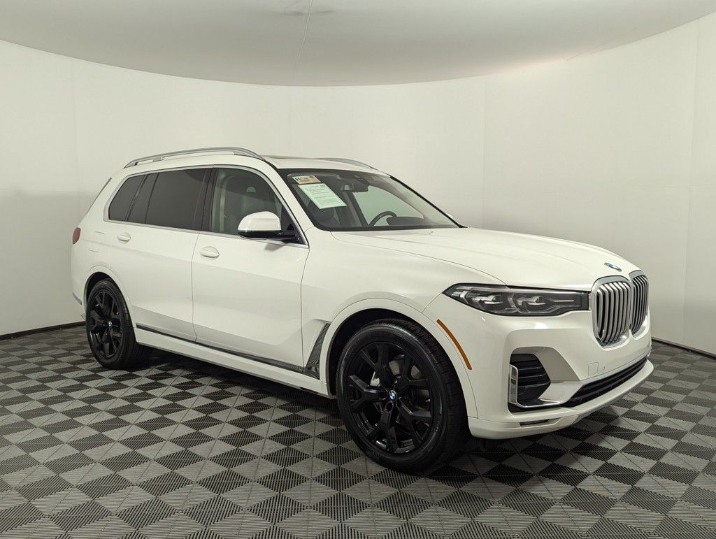 2022 BMW X7 xDrive40i photo