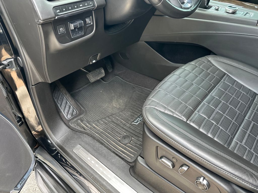Used Car 2023 Cadillac Escalade Esv  Sport Platinum For Sale Under $90,000 In Austin, Texas
