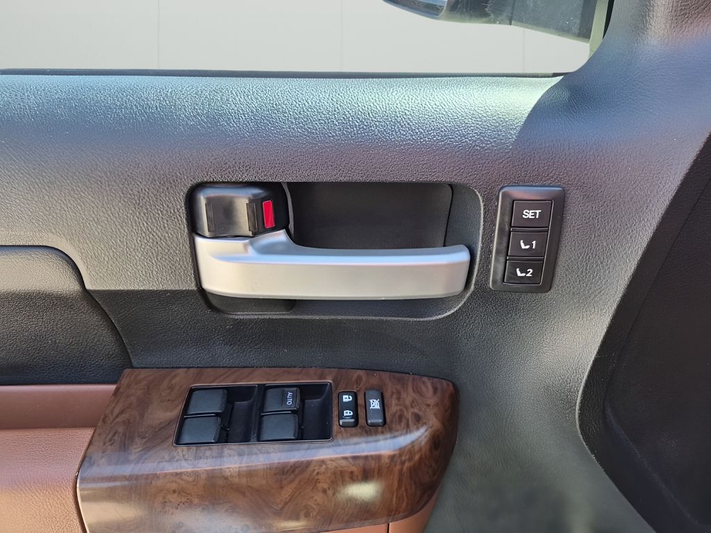 Used Car 2011 Toyota Tundra  Limited For Sale Under $25,000 In Austin, Texas