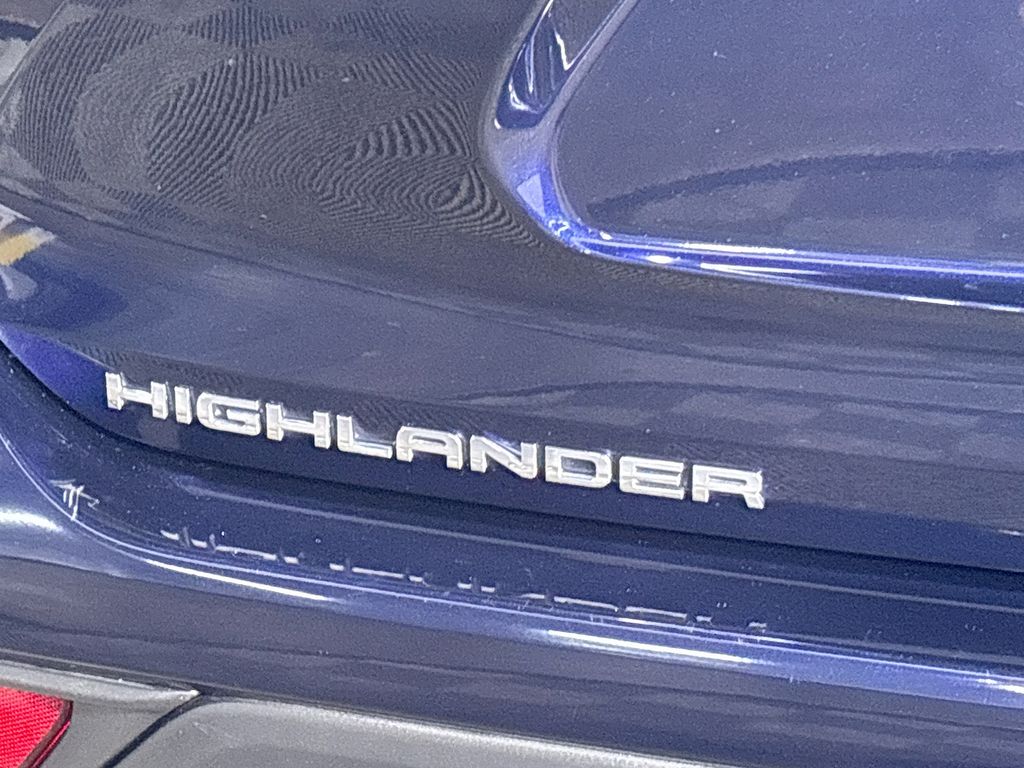2024 Toyota Highlander Hybrid XLE