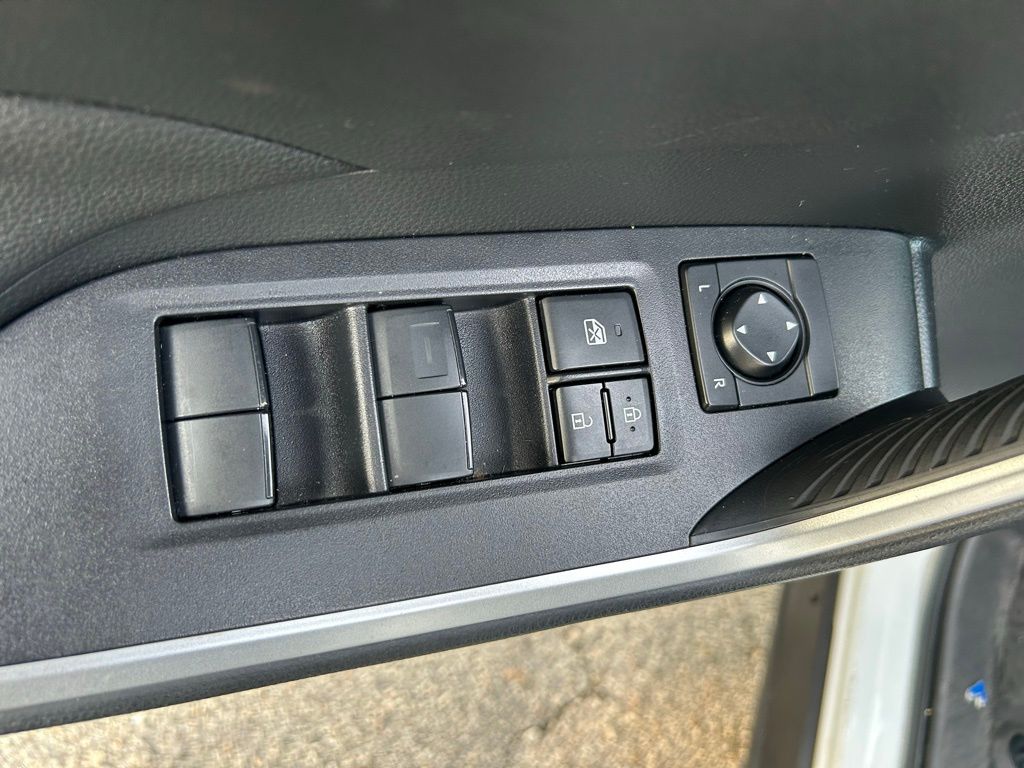 Thumbnail: 2023 Toyota RAV4 - 16