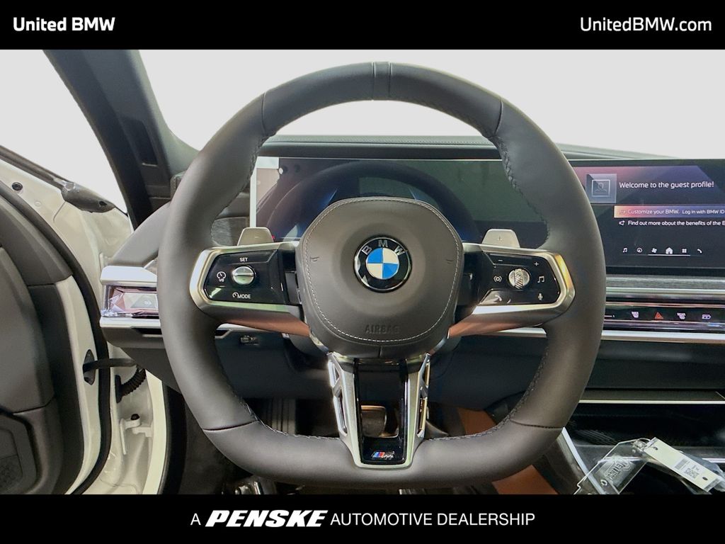 Thumbnail: 2026 BMW 7 Series - 6