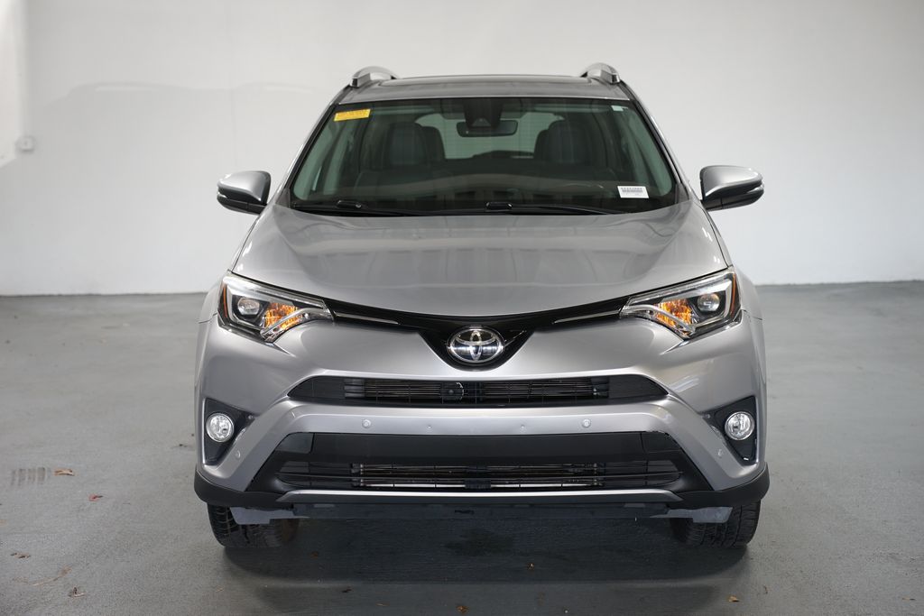 Thumbnail: 2017 Toyota RAV4 - 2