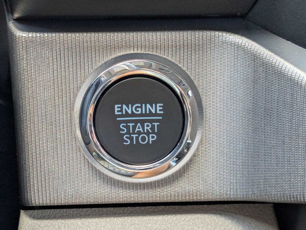 2025 Ford F-250 Platinum