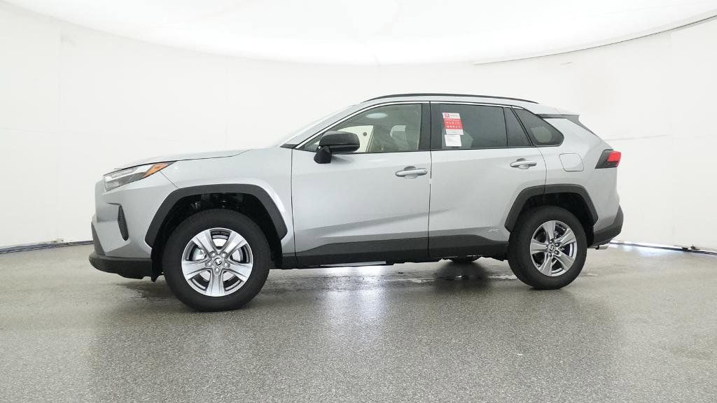 Thumbnail: 2025 Toyota RAV4 - 32