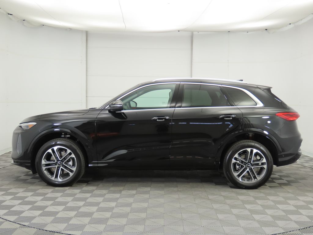 Thumbnail: 2025 Audi Q5 - 8