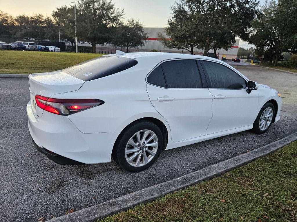 2023 Toyota Camry LE 5