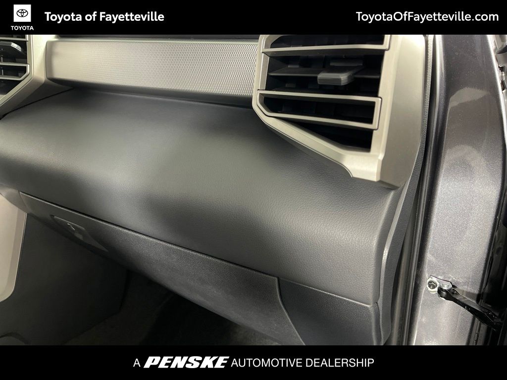 Thumbnail: 2024 Toyota Tundra - 19