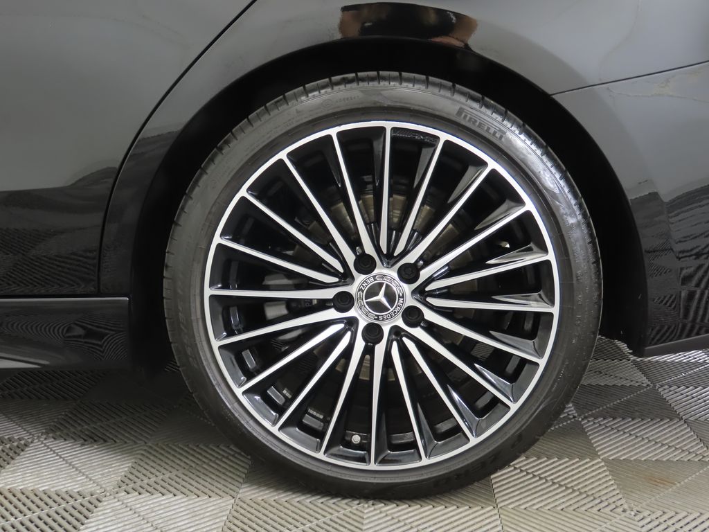 2024 Mercedes-Benz C-Class C 300 32