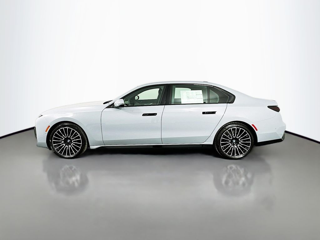 Thumbnail: 2025 BMW 7 Series - 8