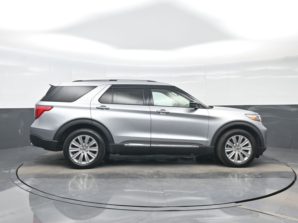 2020 Ford Explorer Limited Silver at Matthews Motors of Wilmington