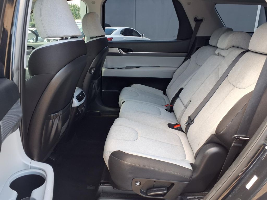 2020 Hyundai Palisade SE White at Genesis of Spring