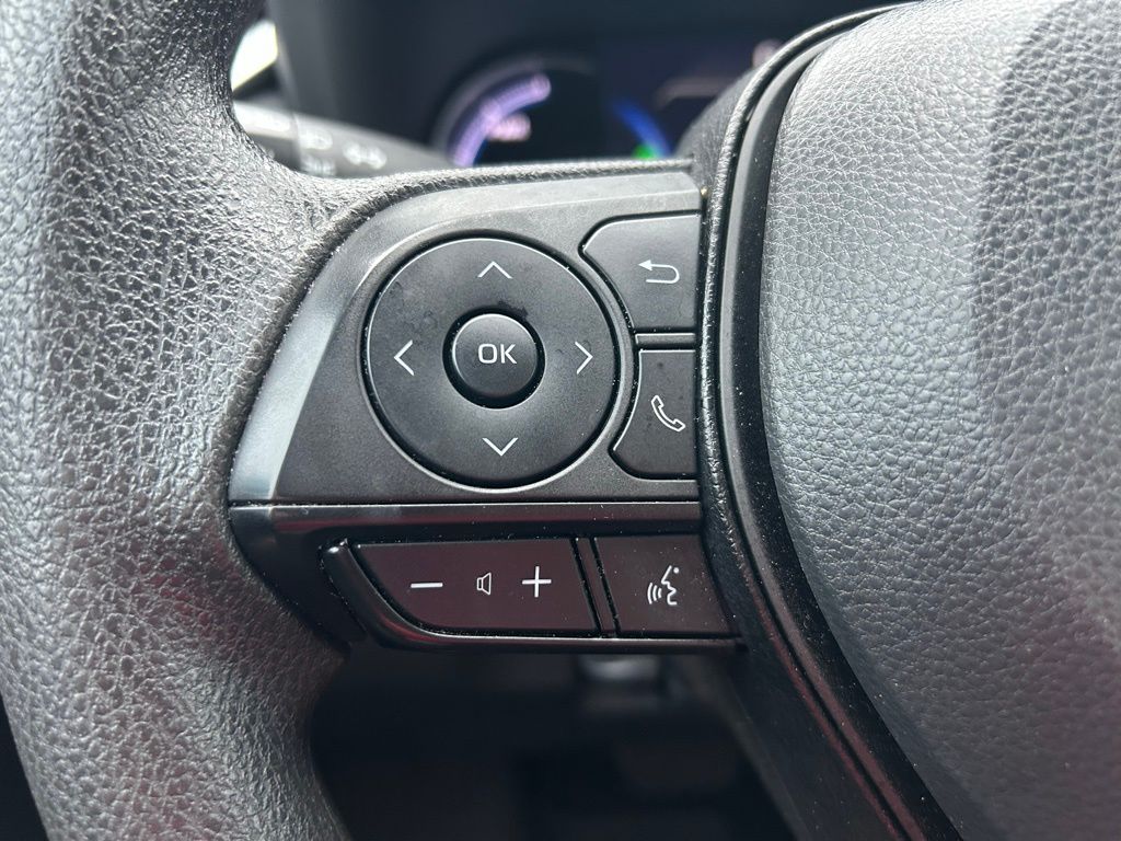 Thumbnail: 2023 Toyota RAV4 - 20