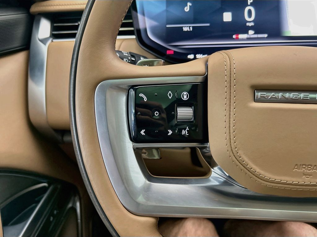 Thumbnail: 2025 Land Rover Range Rover - 11
