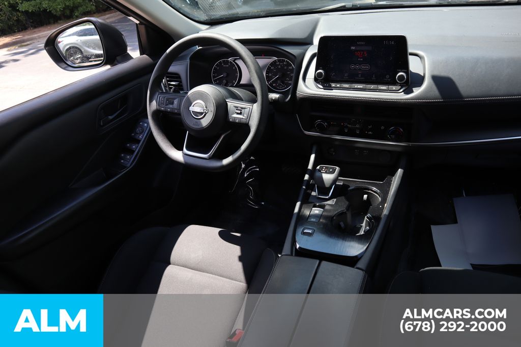 Used 2024 Black Nissan S image 25