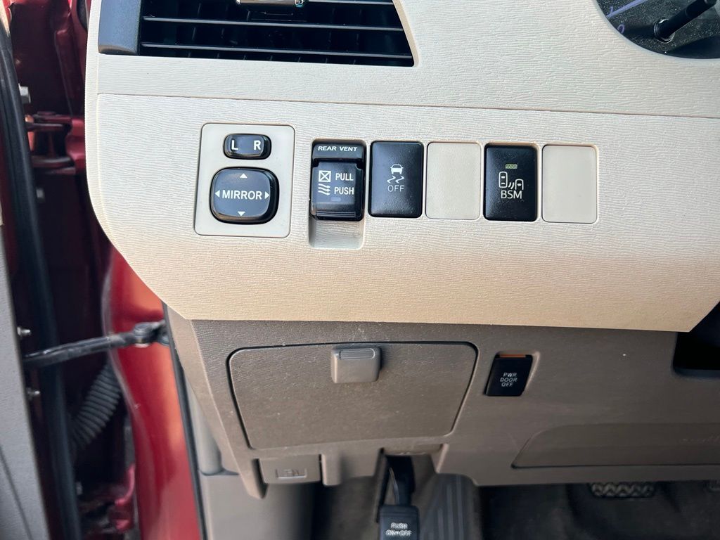 Used 2014 Toyota Sienna Van