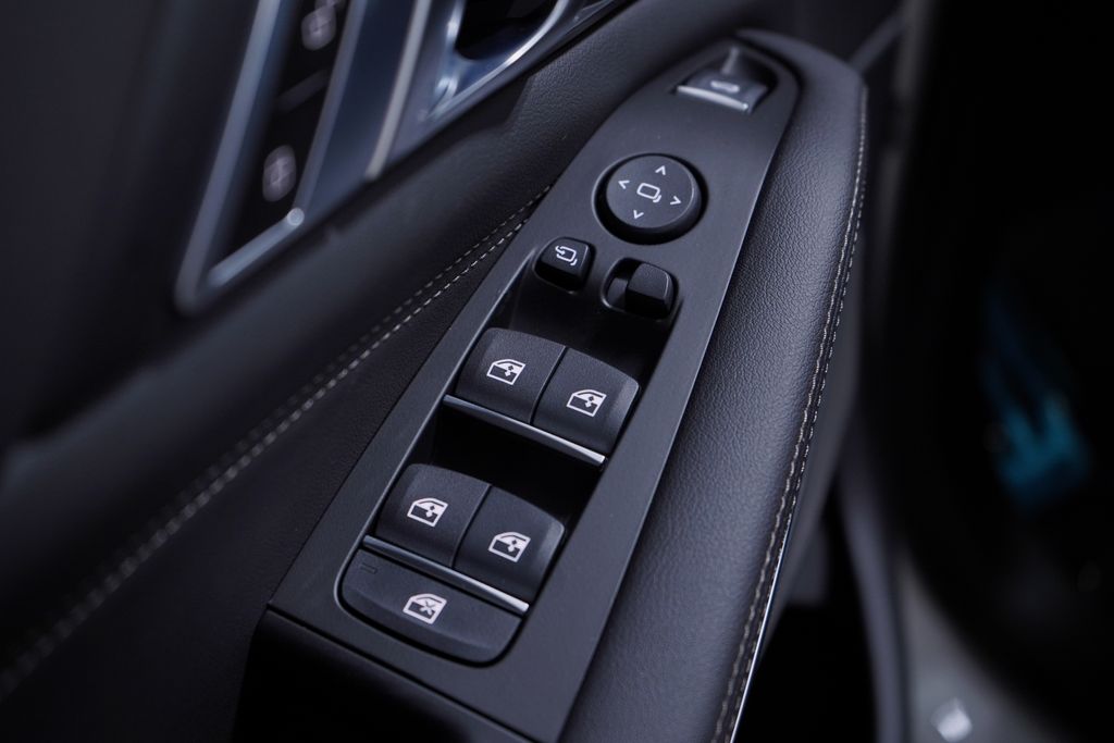 Thumbnail: 2026 BMW X5 - 11