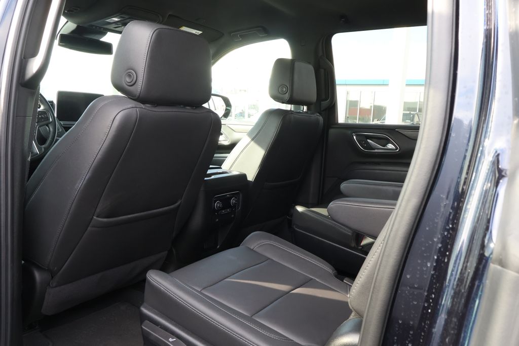 Thumbnail: 2024 Chevrolet Suburban - 30