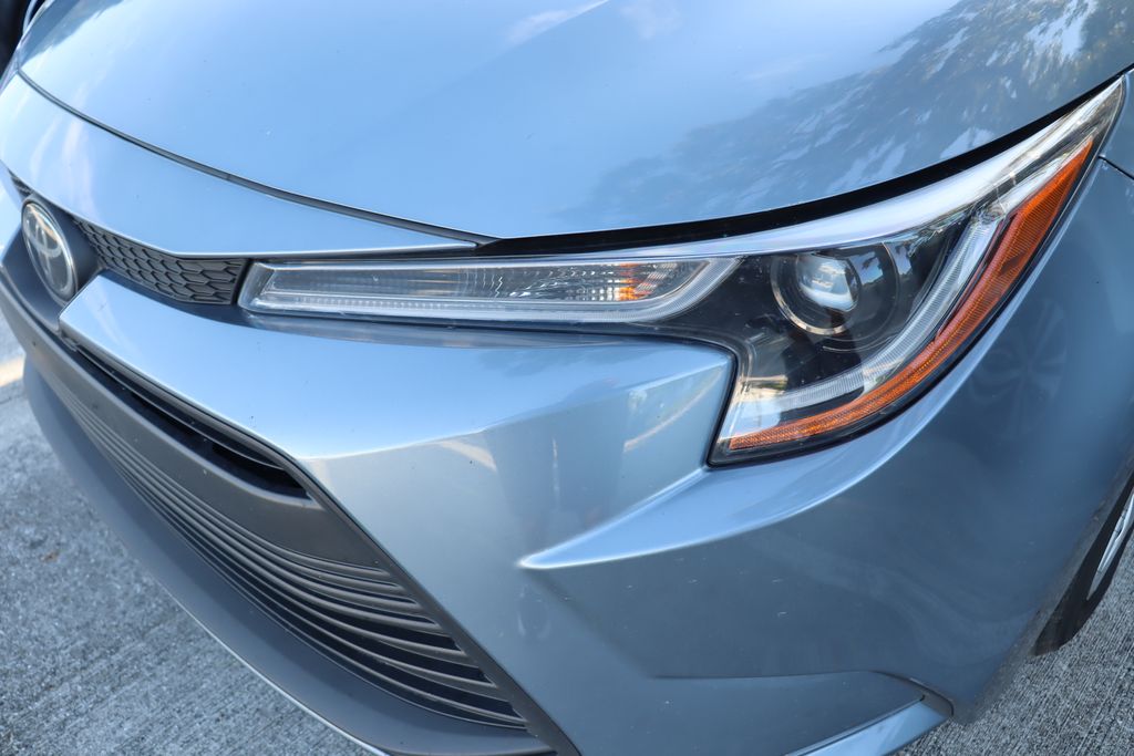 Thumbnail: 2023 Toyota Corolla - 3