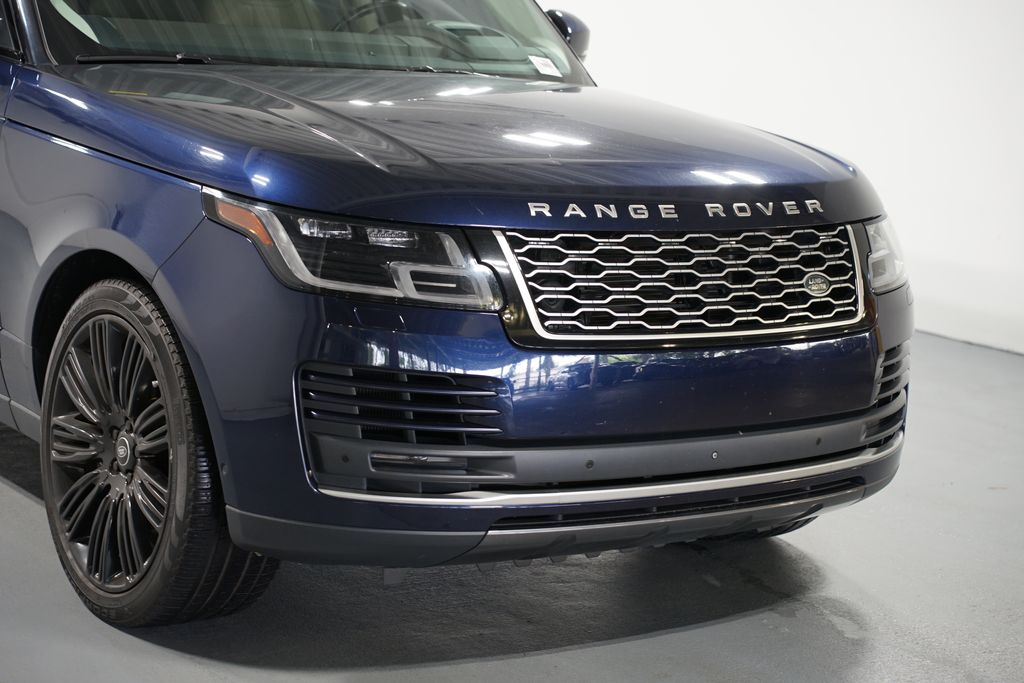 Thumbnail: 2018 Land Rover Range Rover - 4