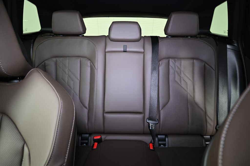 Thumbnail: 2025 BMW X3 - 25