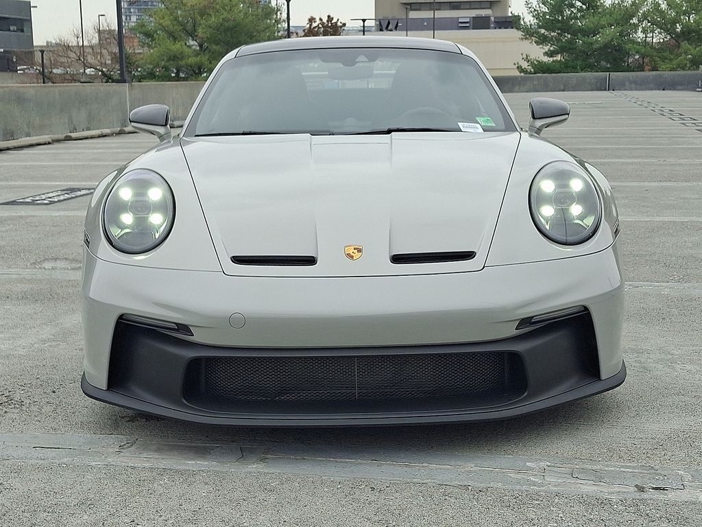 Thumbnail: 2022 Porsche 911 - 6