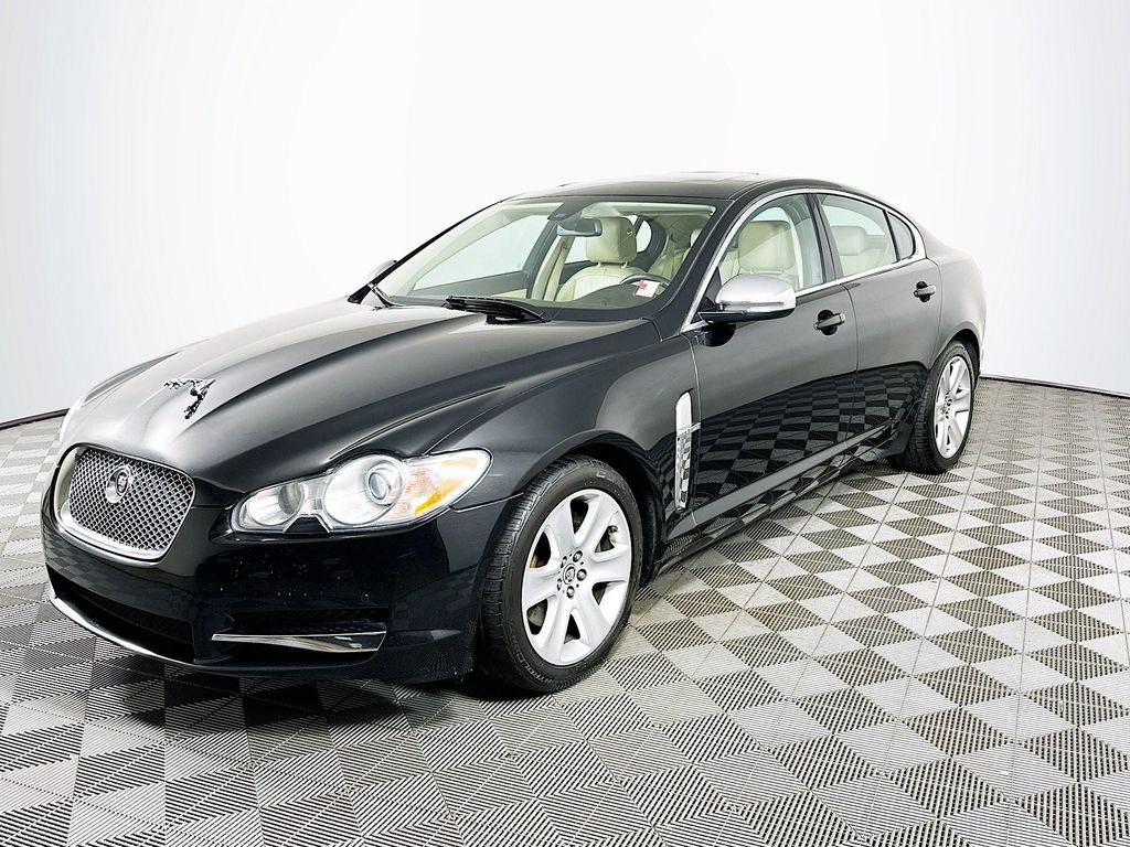 2010 Jaguar XF