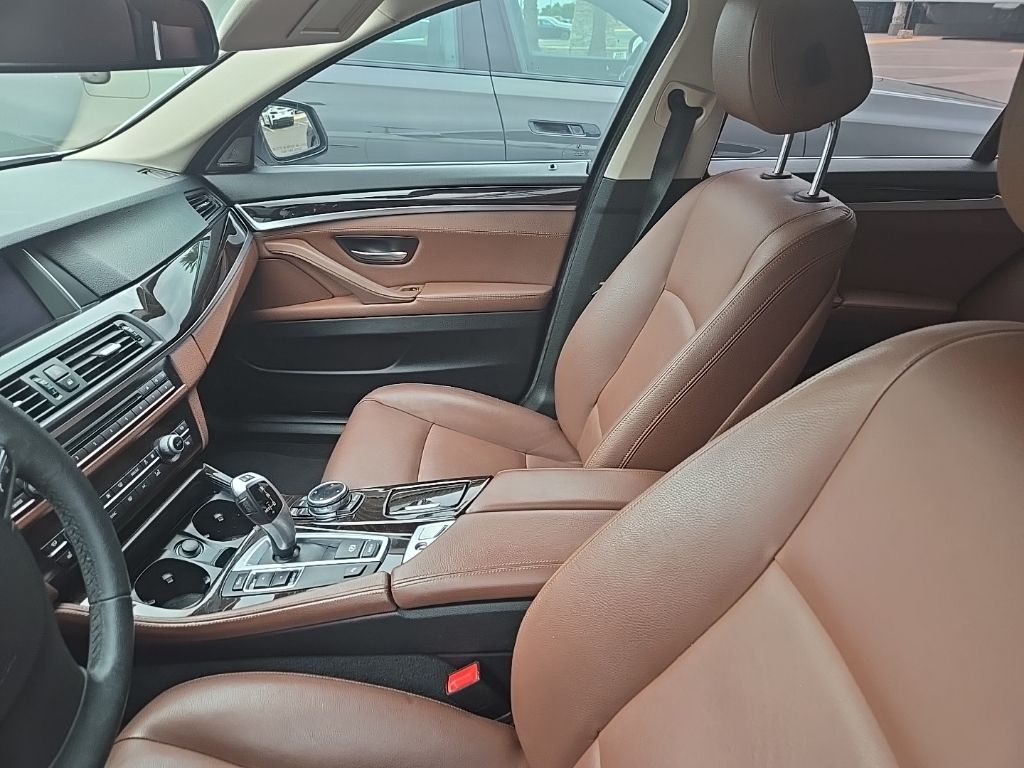 Thumbnail: 2014 BMW 5 Series - 3