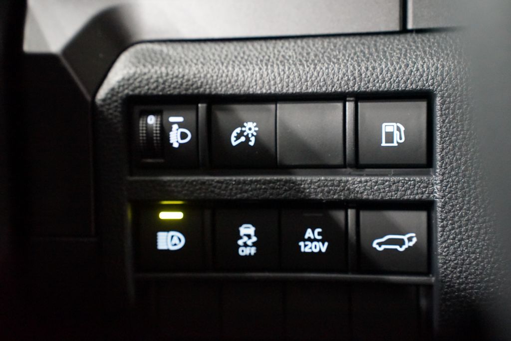 Thumbnail: 2026 Toyota 4Runner - 26