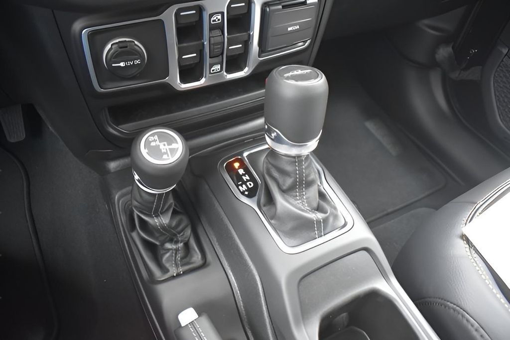 New Car 2025 Jeep Gladiator  High Tide For Sale Under $40,000 In Austin, Texas