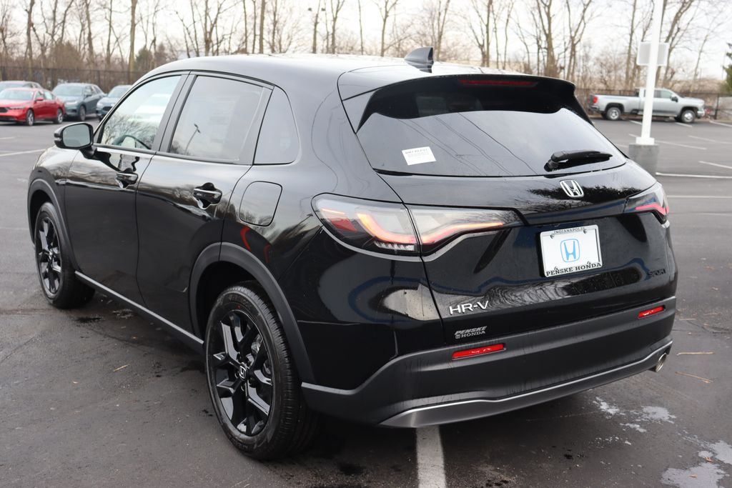 2025 Honda HR-V Sport 3