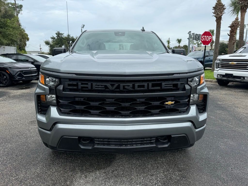 2024 Chevrolet Silverado 1500 Custom 3