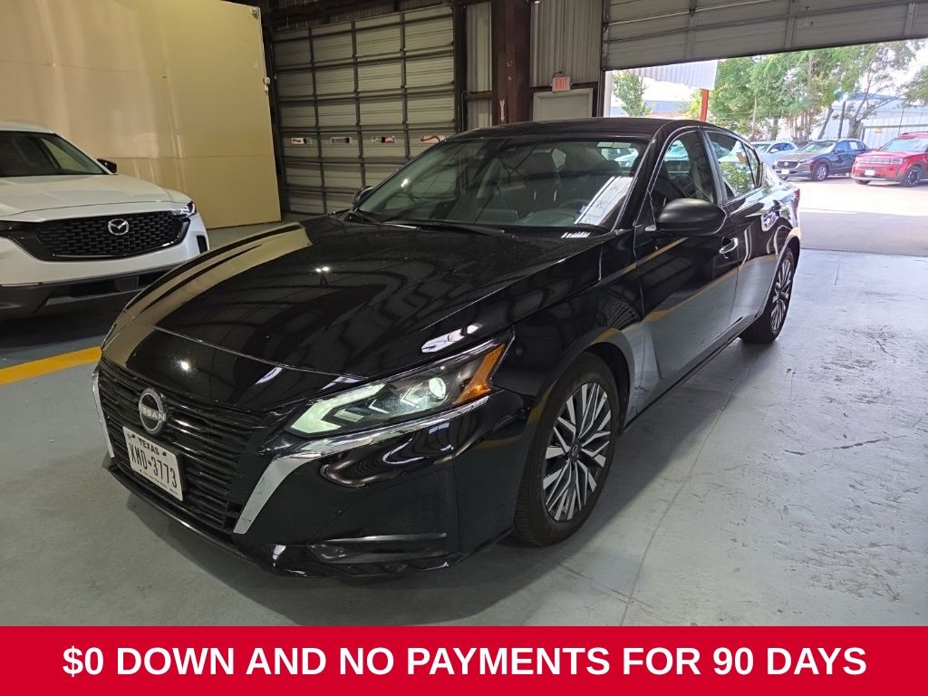 Black 2025 Nissan Altima Sedan Front-Wheel Drive Continuously Variable Transmission