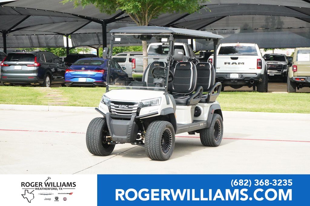 New Car 2025 Epic E40l  Forward Facing For Sale Under $15,000 In Weatherford, Texas