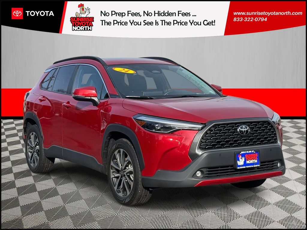 2024 Toyota Corolla Cross XLE's photo