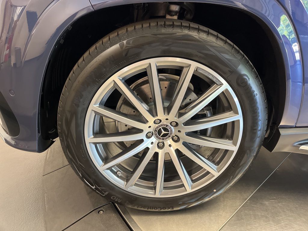 Thumbnail: 2026 Mercedes-Benz GLS - 10