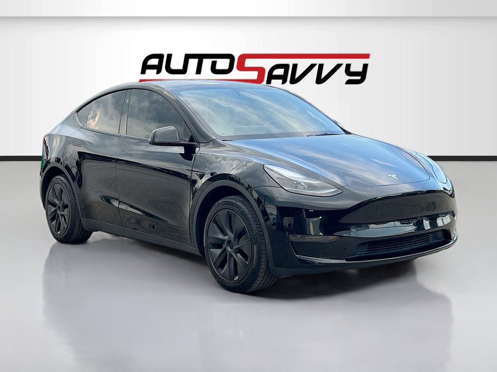 2025 Tesla Model Y Long Range Rear Wheel Drive's photo