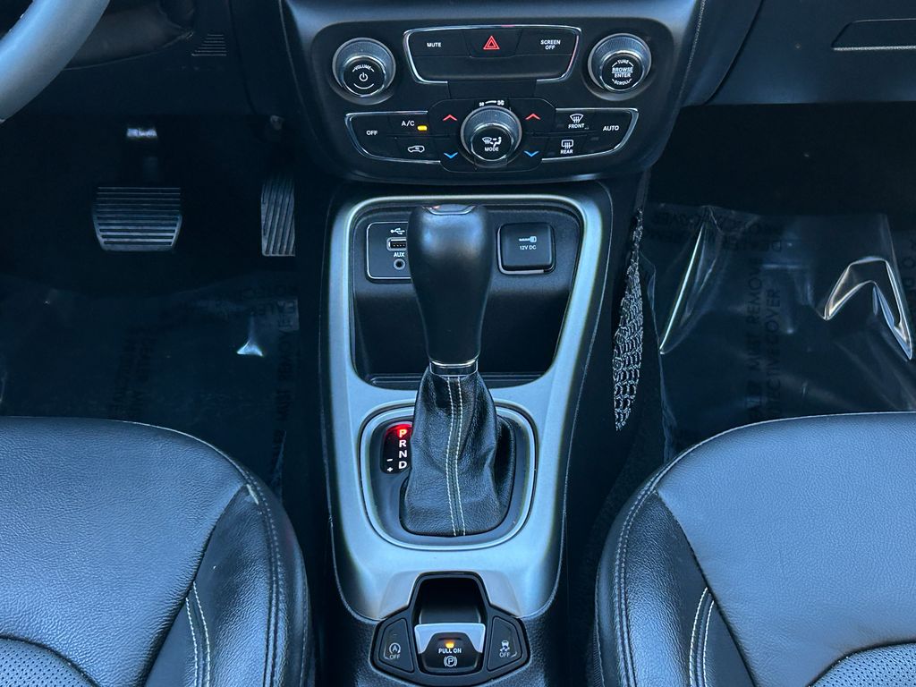 Thumbnail: 2021 Jeep Compass - 26