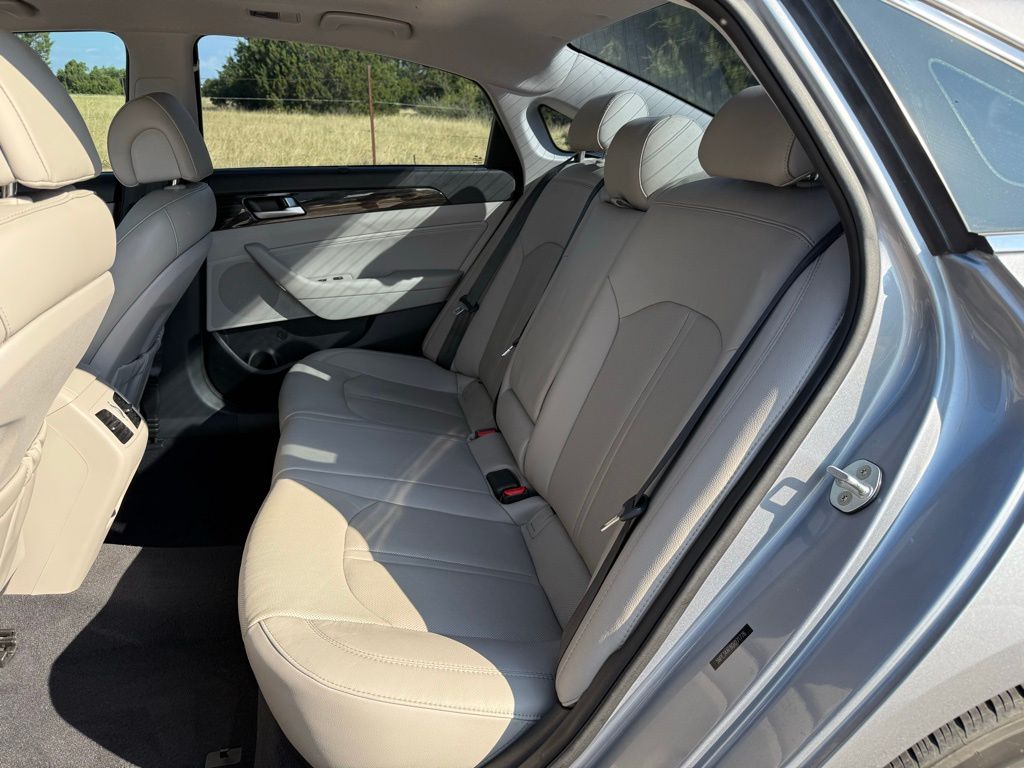 Thumbnail: 2016 Hyundai Sonata - 24