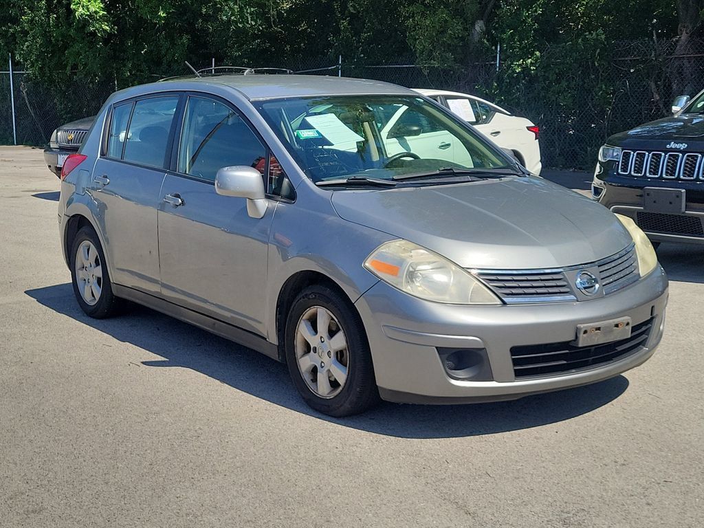 Magnetic Gray Metallic 2007 Nissan Versa Hatchback Front-Wheel Drive Continuously Variable Transmission
