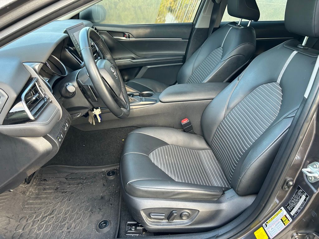 Thumbnail: 2023 Toyota Camry - 14