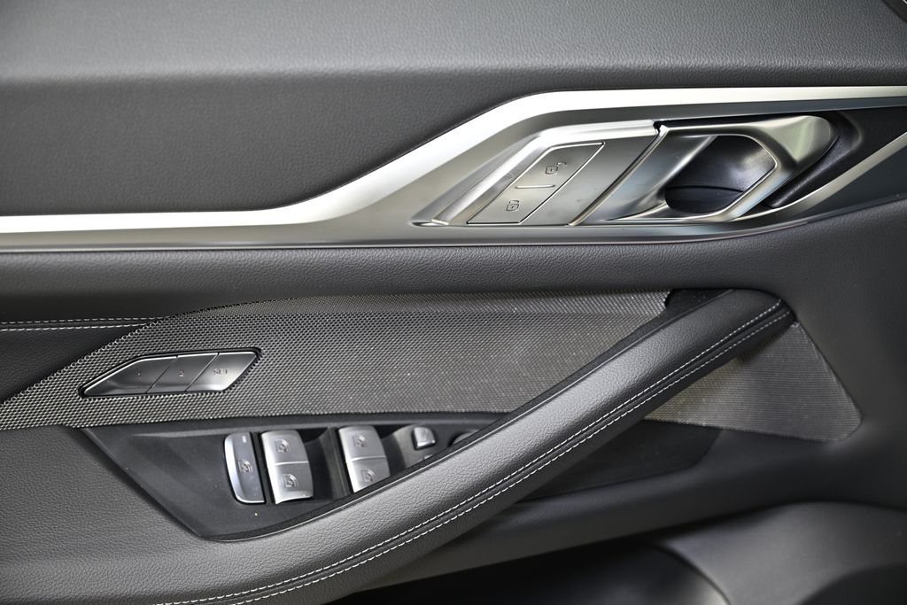 Thumbnail: 2026 BMW 4 Series - 22