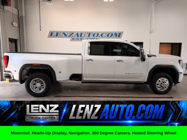 White Frost Tricoat 2025 GMC Sierra 3500HD Pickup Truck Four-Wheel Drive Automatic