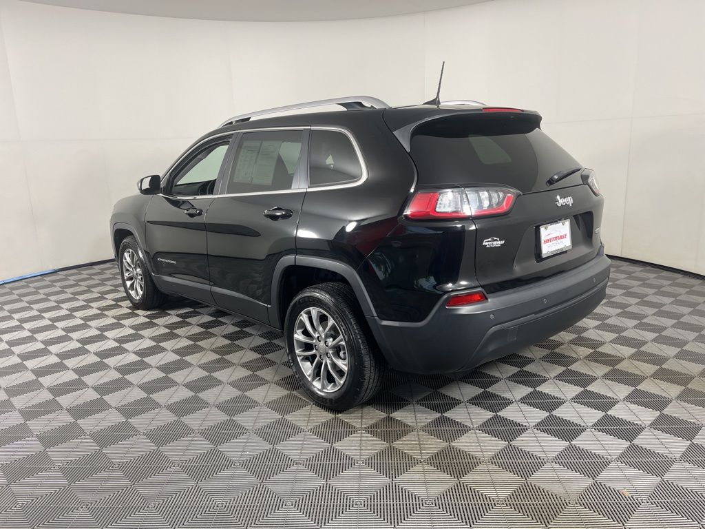 Thumbnail: 2019 Jeep Cherokee - 3