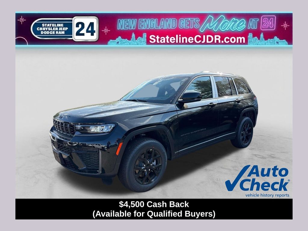 Diamond Black Crystal Pearlcoat 2026 Jeep Grand Cherokee SUV / Crossover Four-Wheel Drive 8-Speed Automatic